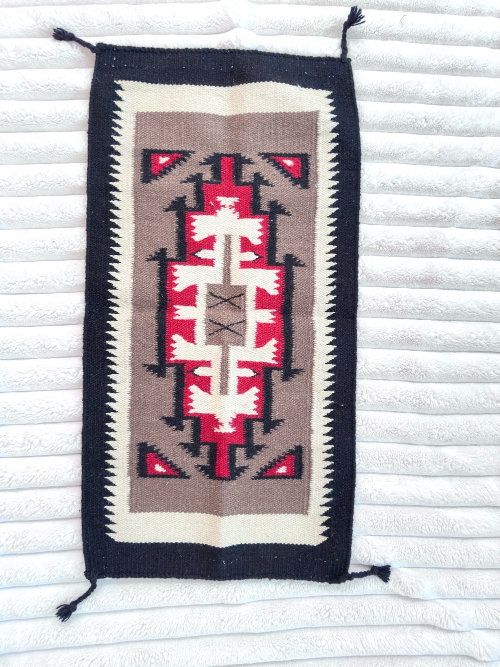 SOUTHWESTERN WOOL RUG ~ Black Red Cream Southwestern Handwoven Wool Rug